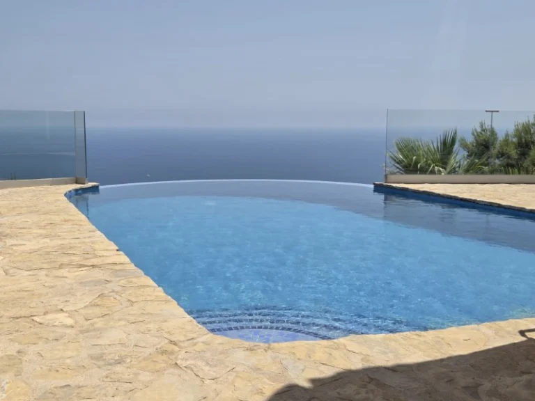 Villa in Cumbre del Sol – foto 1